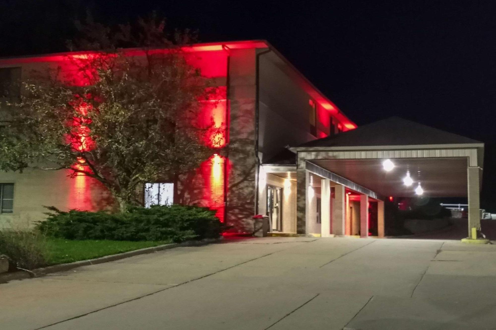 Econo Lodge Maquoketa Exteriör bild